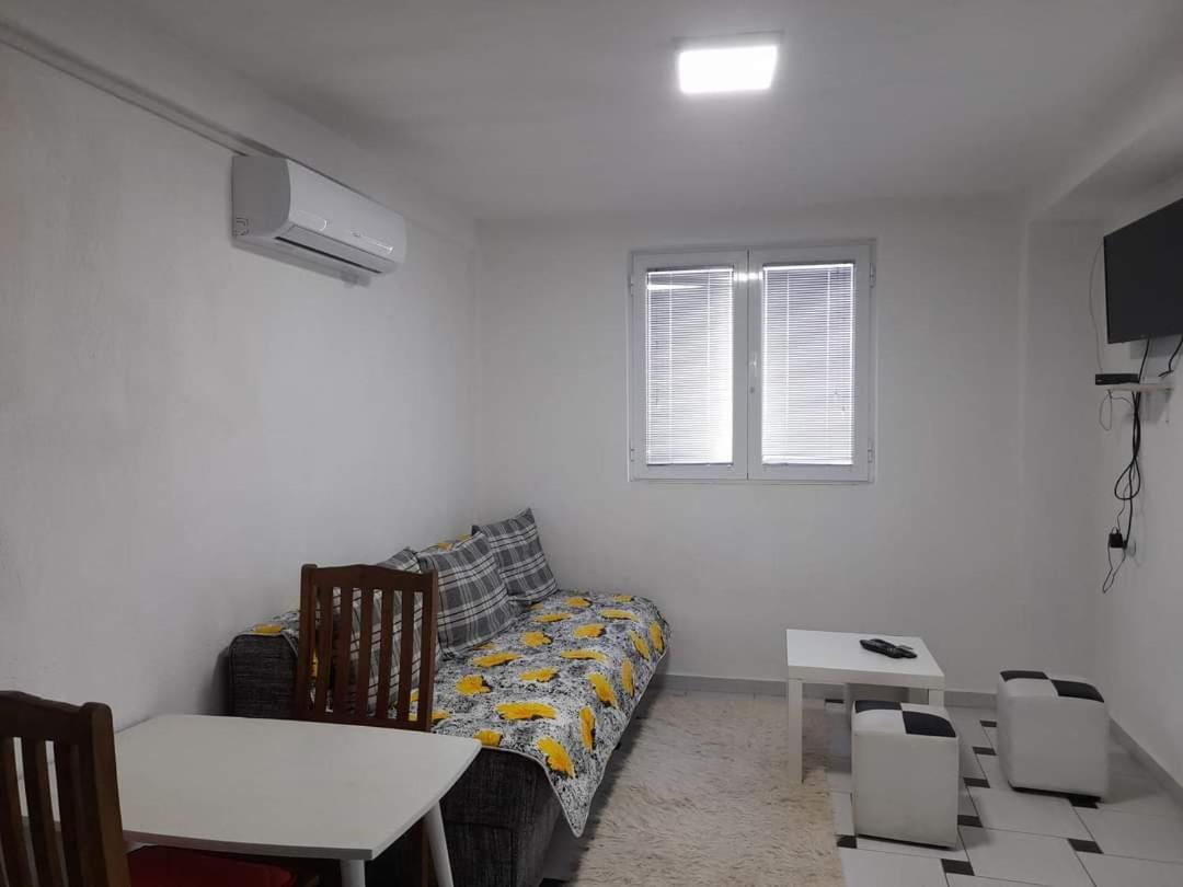 Apartment 64 Dojran